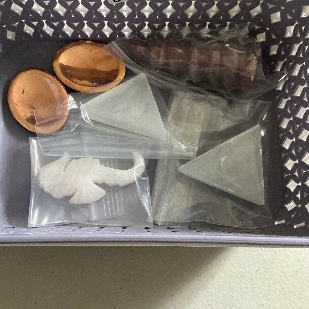 COPY - COPY - Coryluc crystal basket June/July